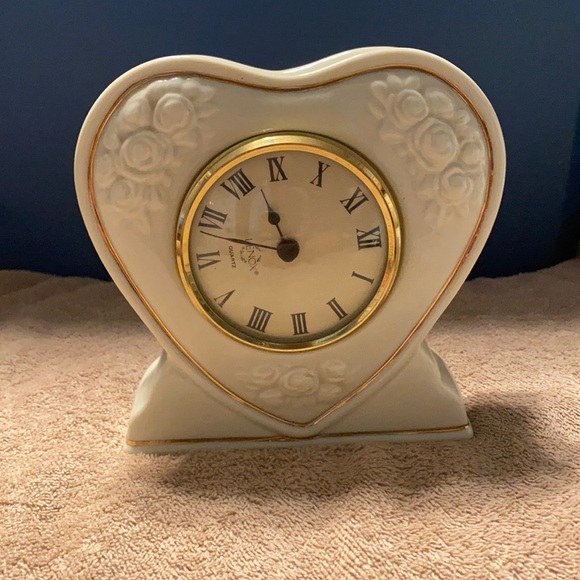 Other - Lenox heart clock